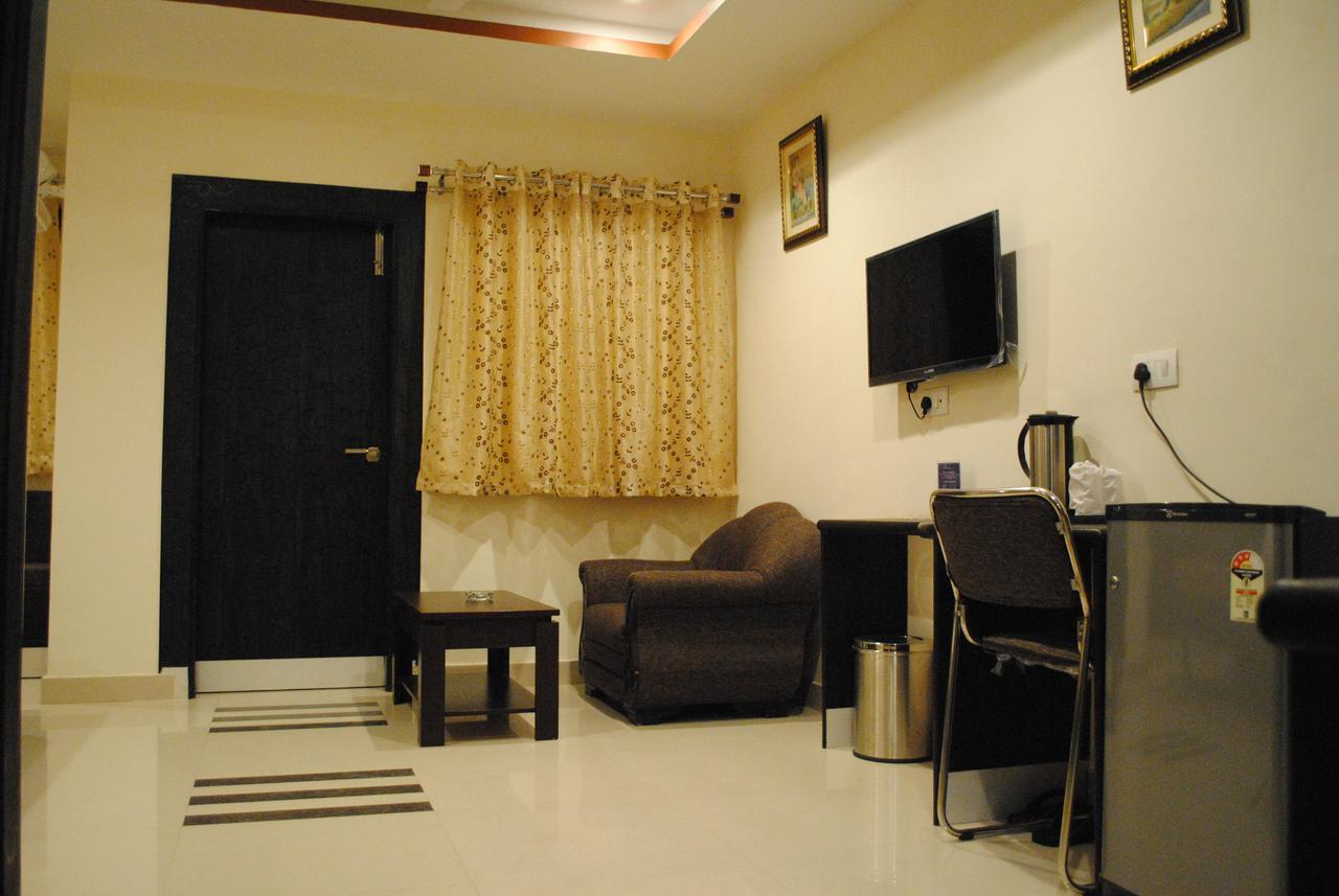Nakshatra Hotel Banswara Exterior photo