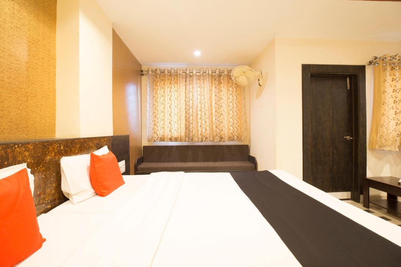 Nakshatra Hotel Banswara Exterior photo
